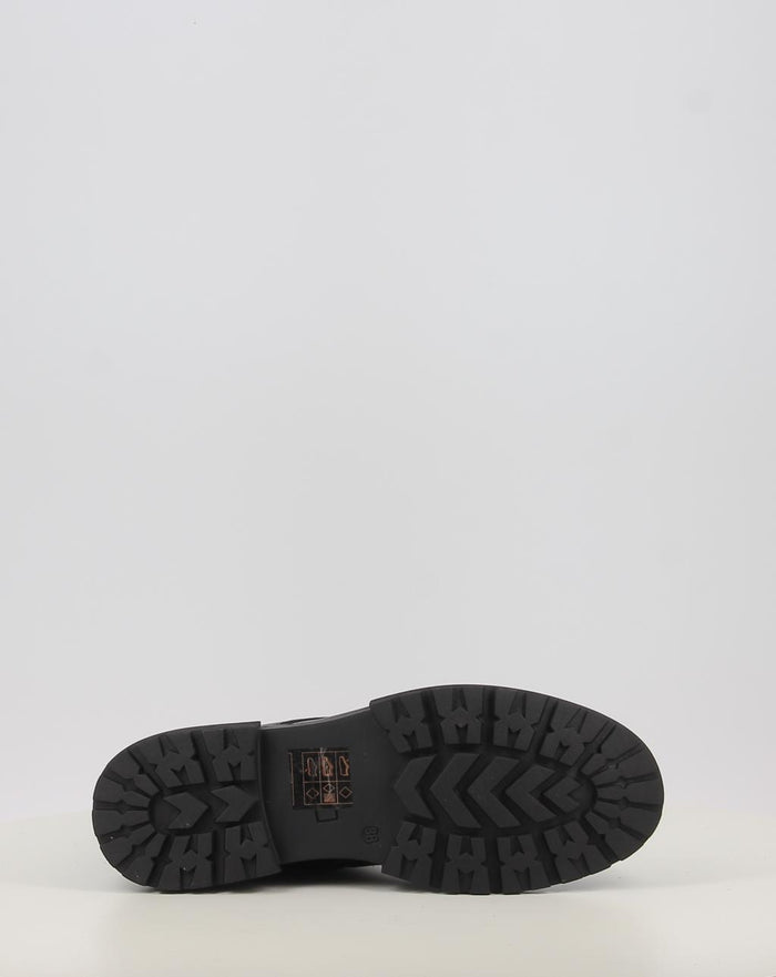 AG 17558