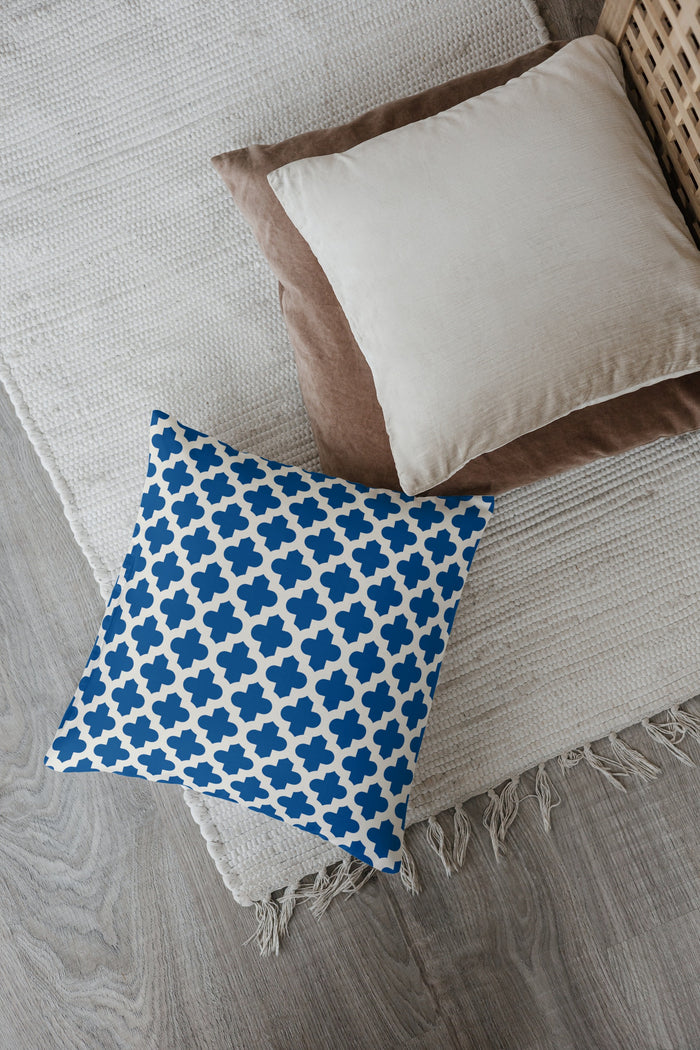 Arabesque Outdoor Pillows Blue & Cream