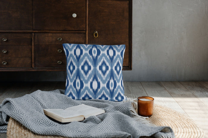 Cabrera Outdoor Pillows Blue & White