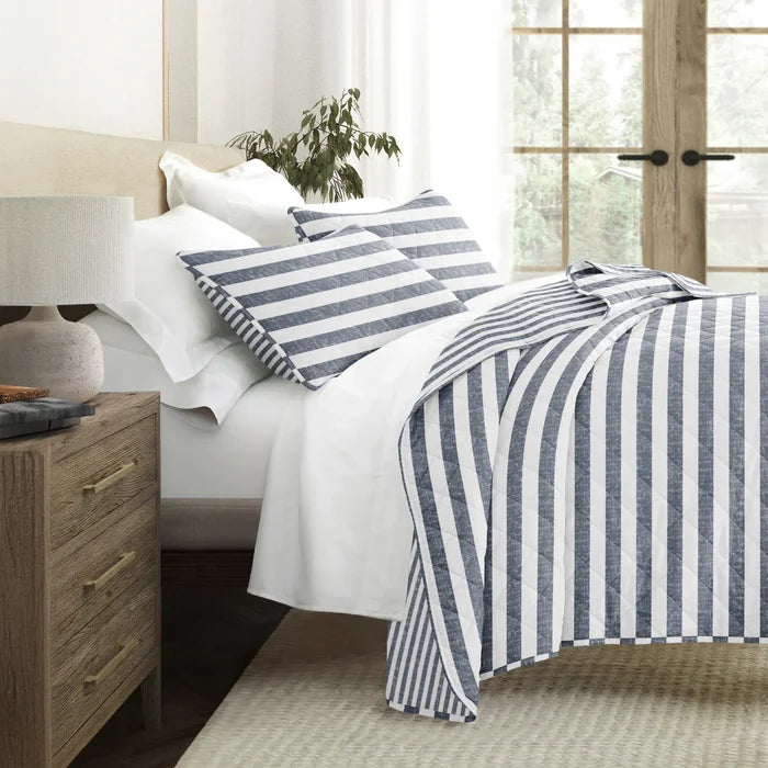 Classic Stripe Patterned Quilted Coverlet Set