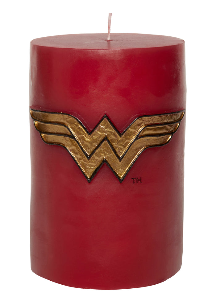 DC Comics: Wonder Woman Sculpted Insignia Candle