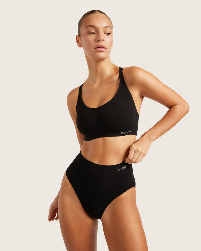 Full Bust Wireless Racerback Bra - Black
