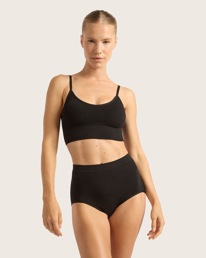 LYOLYTE Ribbed Low Back Bralette - Black