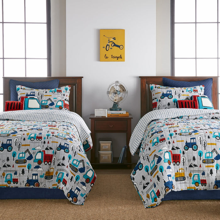 Mod Trucks Reversible Kids Quilt Set