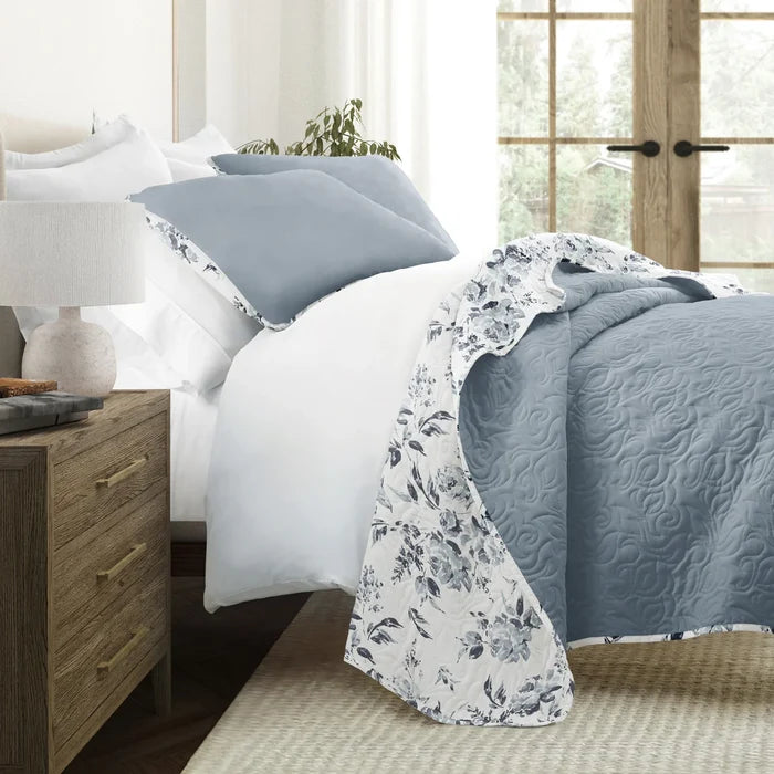 Rose Garden Patterned Quilted Coverlet Set