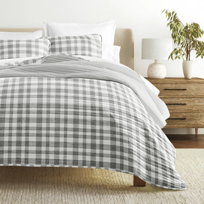 Watercolor Plaid Patterned Quilted Coverlet Set